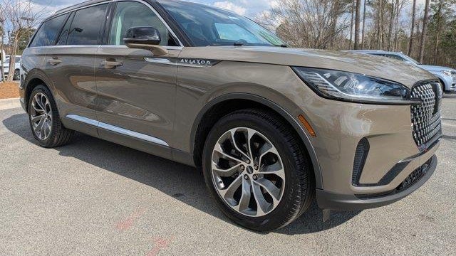 Preowned 2025 Lincoln Aviator Reserve for Sale