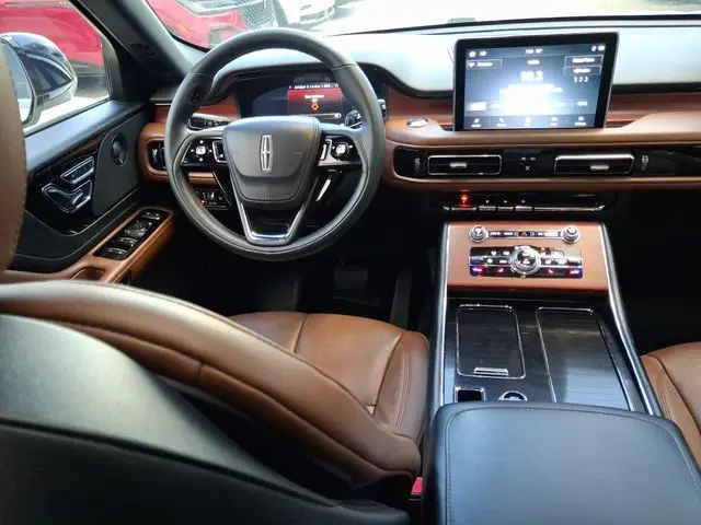 2023 Lincoln Aviator - $41,990