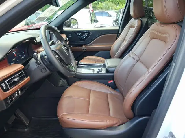 2023 Lincoln Aviator - $41,990
