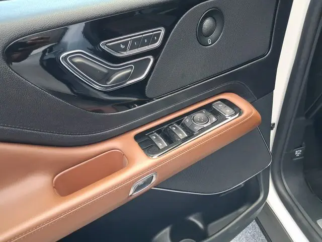 2023 Lincoln Aviator - $41,990