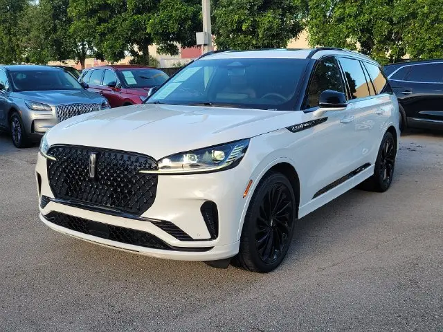 2025 Lincoln Aviator - $53,590