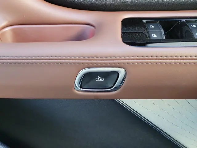2025 Lincoln Aviator - $53,590