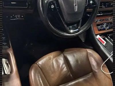 Photo of a 2022 Lincoln Aviator Reserve 4DR SUV for sale