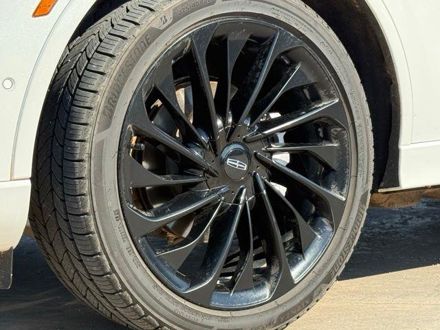 2022 Lincoln Aviator - $25,639