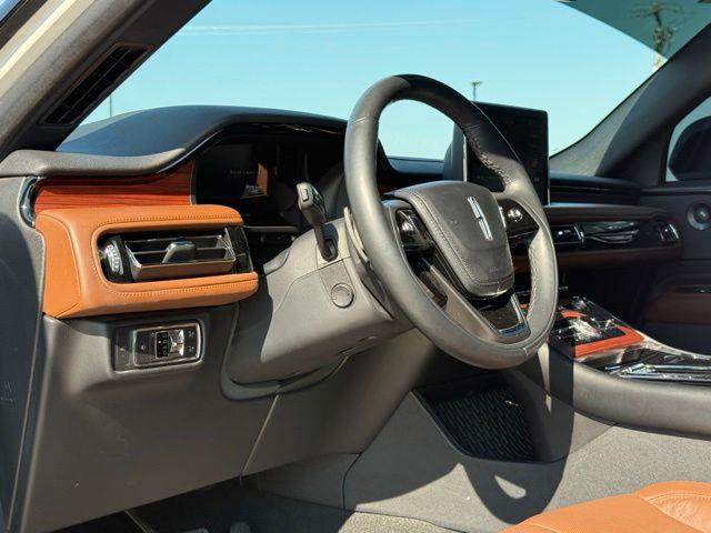 2022 Lincoln Aviator - $25,639