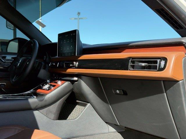 2022 Lincoln Aviator - $25,639