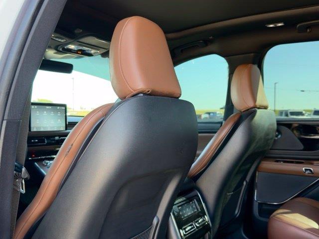 2022 Lincoln Aviator - $25,639