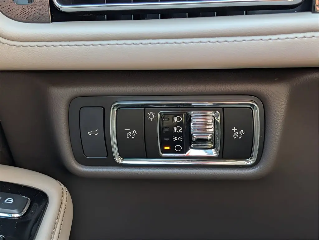 2023 Lincoln Aviator - $37,348