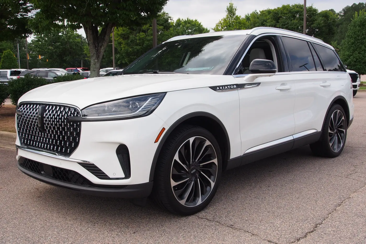 2025 Lincoln Aviator - $54,289