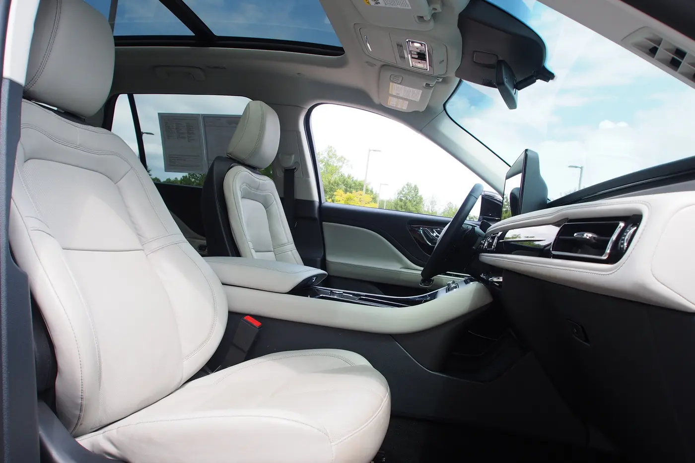 2025 Lincoln Aviator - $54,289