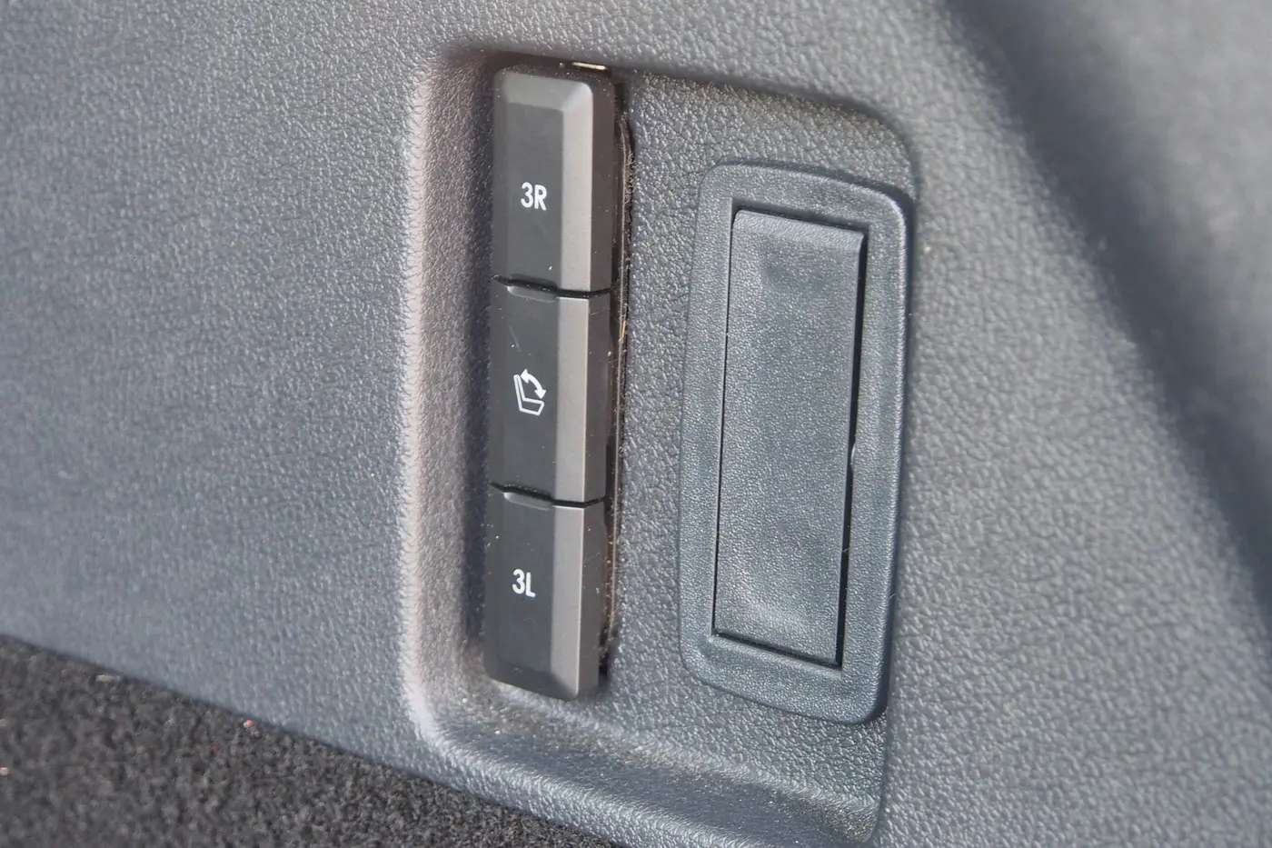 2025 Lincoln Aviator - $54,289