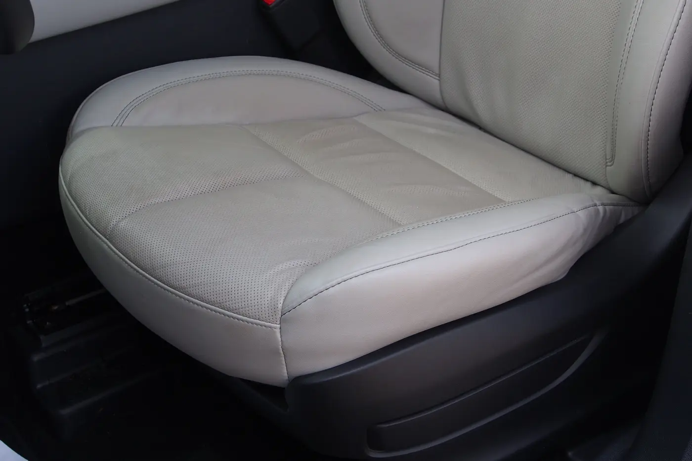 2025 Lincoln Aviator - $54,289