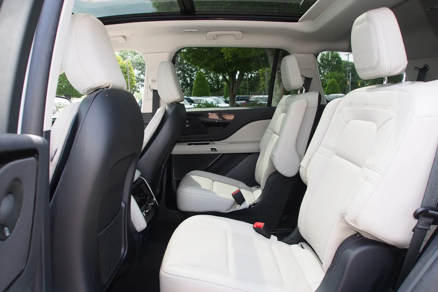 2025 Lincoln Aviator - $54,289