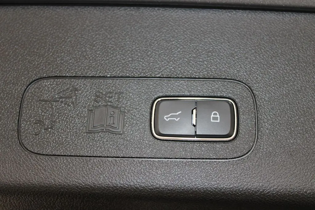 2024 Lincoln Aviator - $45,588