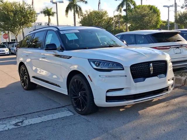 2024 Lincoln Aviator - $47,490