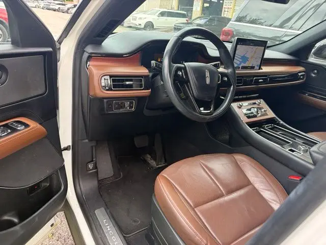 2023 Lincoln Aviator