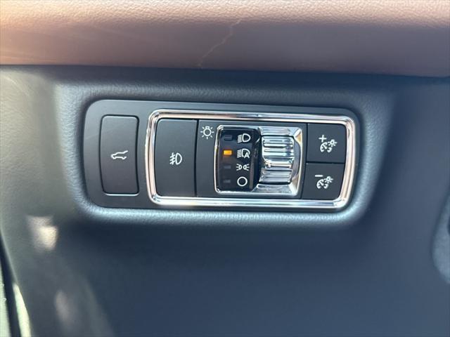 2023 Lincoln Aviator - $33,700