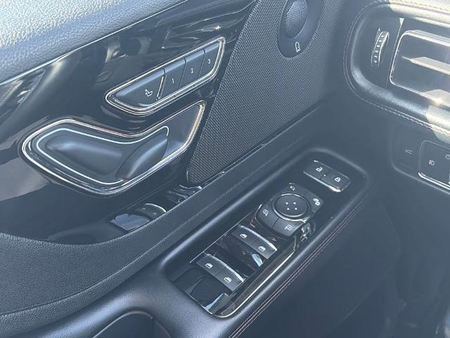 2020 Lincoln Aviator - $30,500