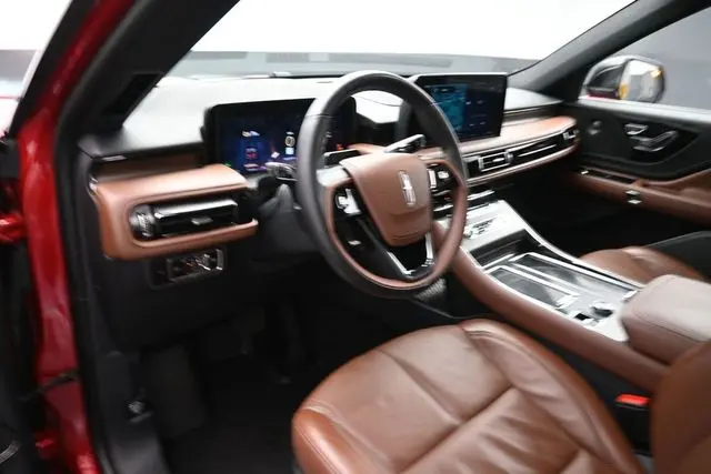 2025 Lincoln Aviator - $62,250