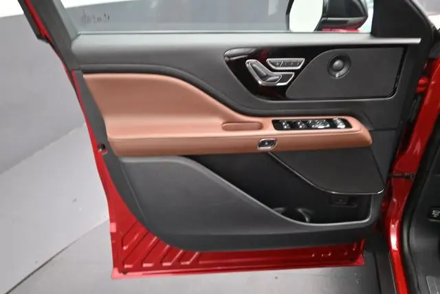 2025 Lincoln Aviator - $62,250