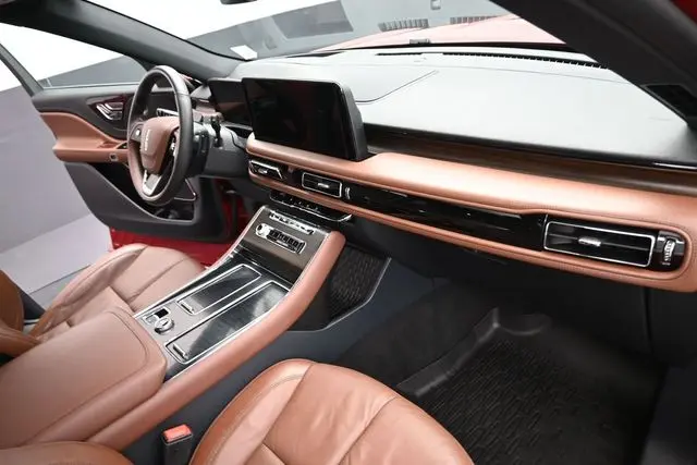 2025 Lincoln Aviator - $62,250