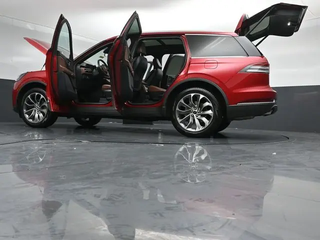2025 Lincoln Aviator - $62,250