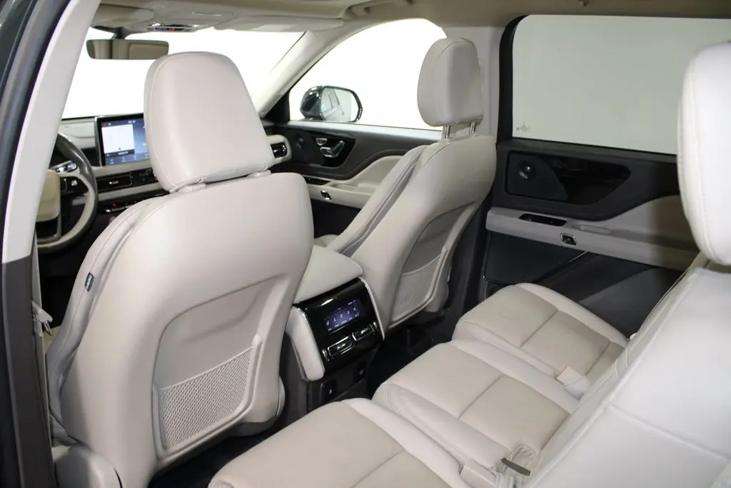 2023 Lincoln Aviator - $42,328