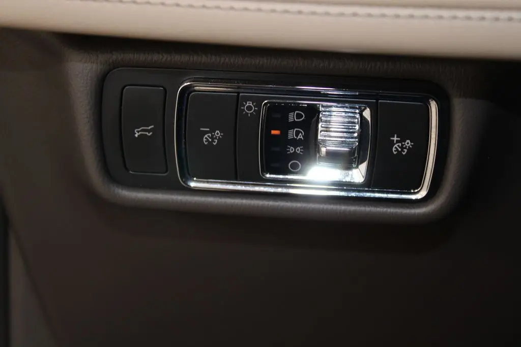 2023 Lincoln Aviator - $42,328
