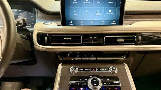 2024 Lincoln Aviator Reserve