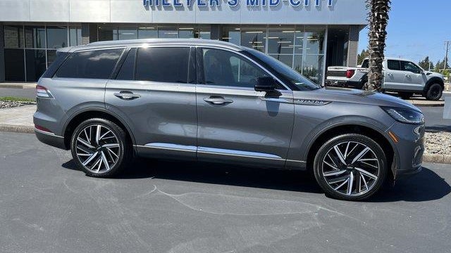 2025 Lincoln Aviator Reserve