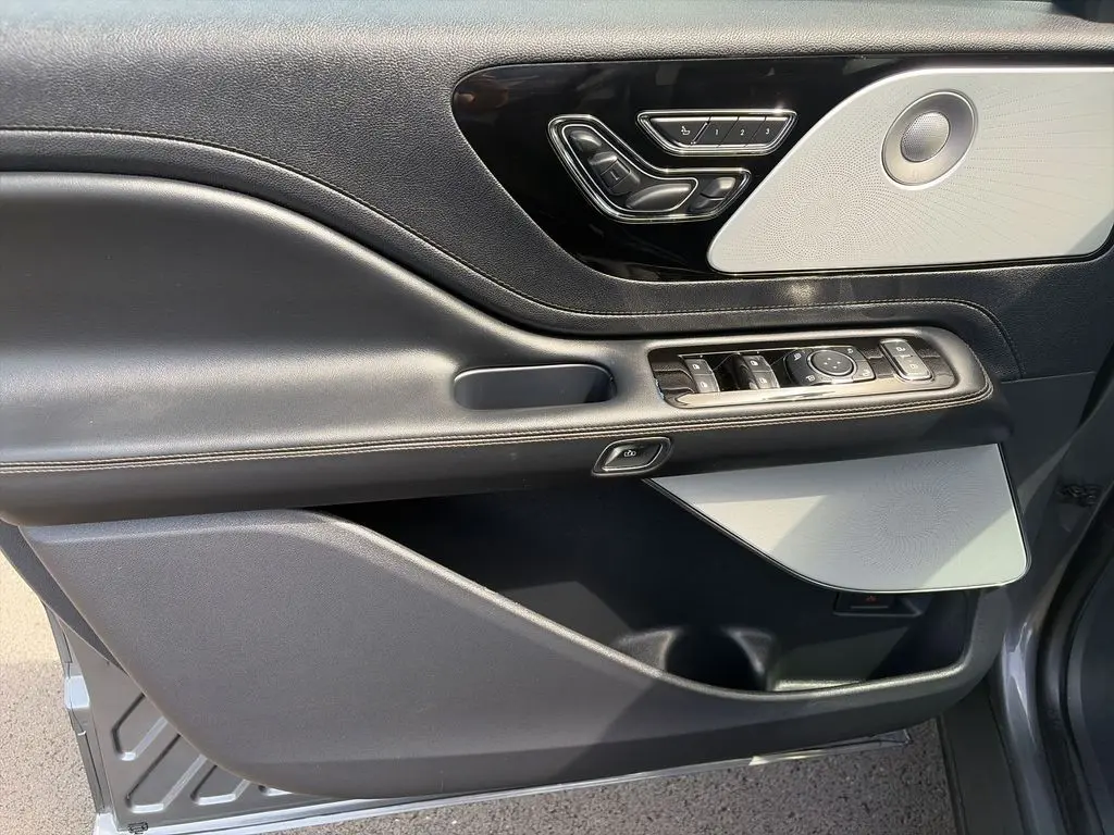 2025 Lincoln Aviator - $57,889