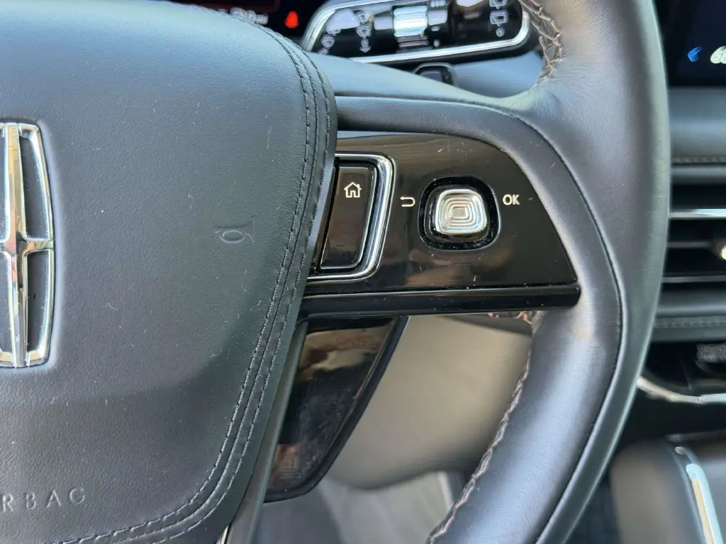 2025 Lincoln Aviator - $59,200