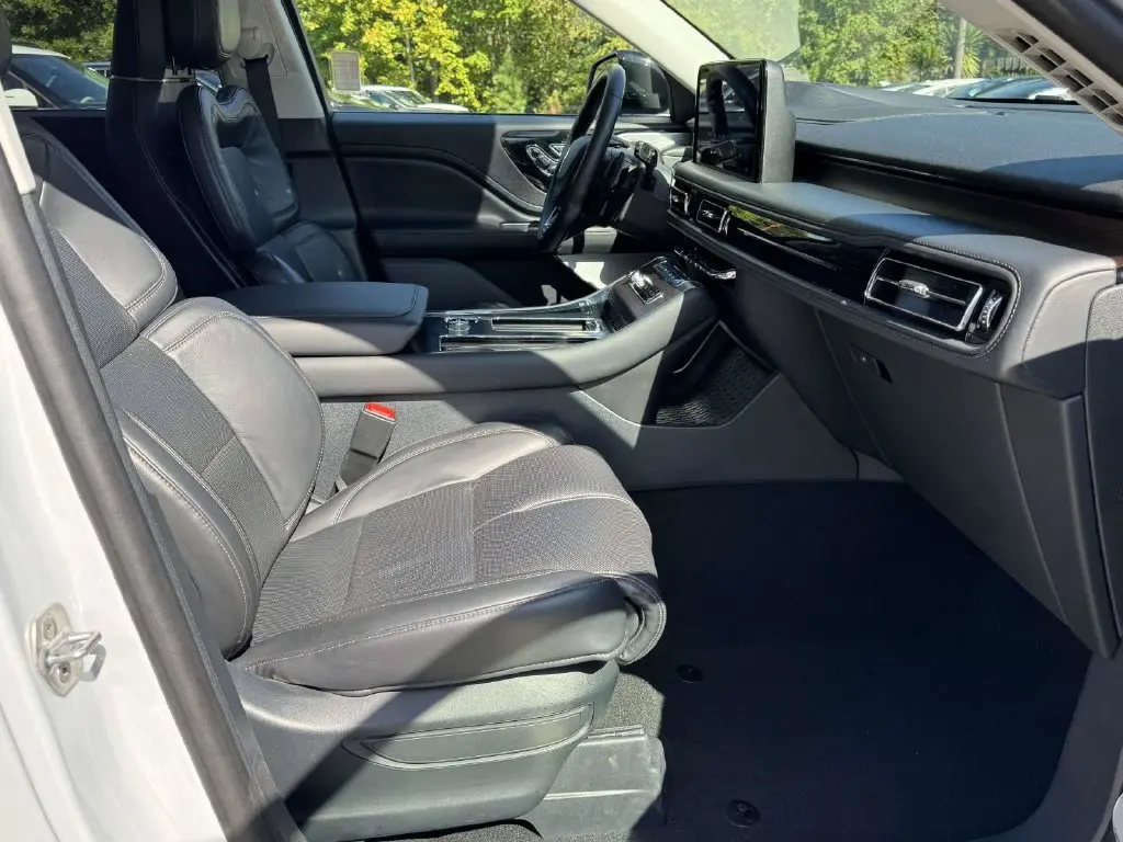 2025 Lincoln Aviator - $59,200