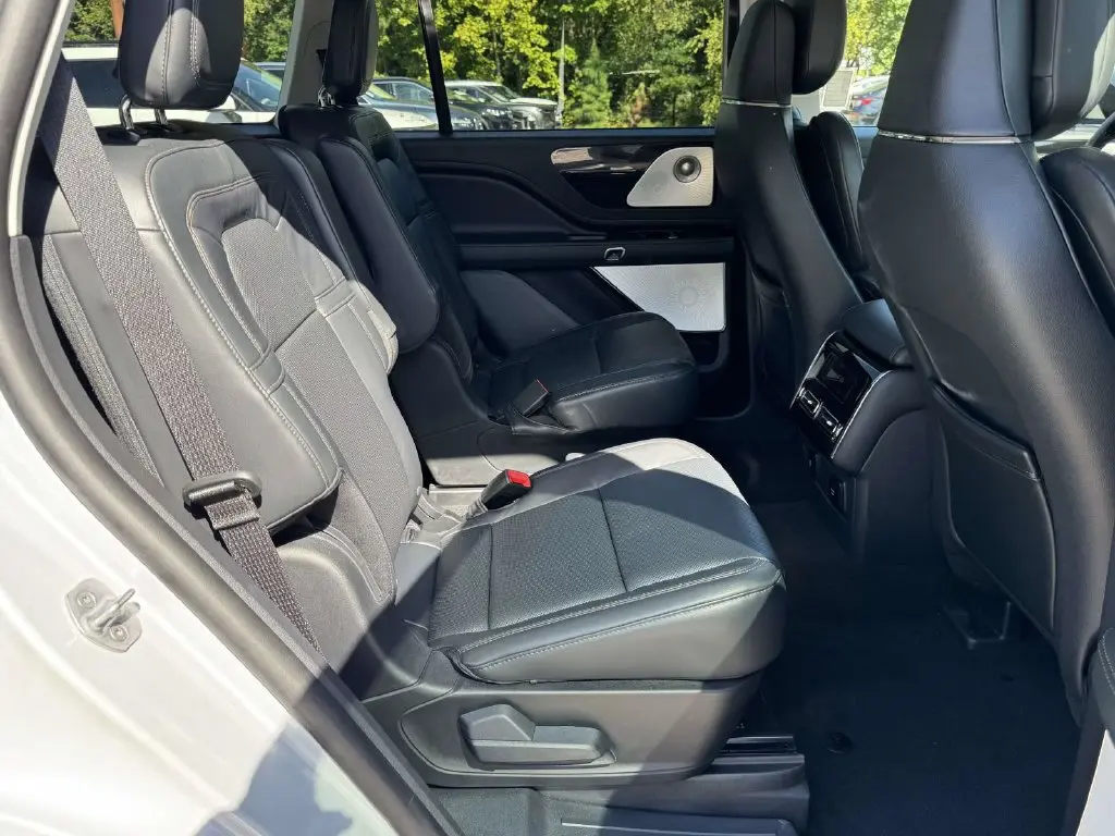 2025 Lincoln Aviator - $59,200