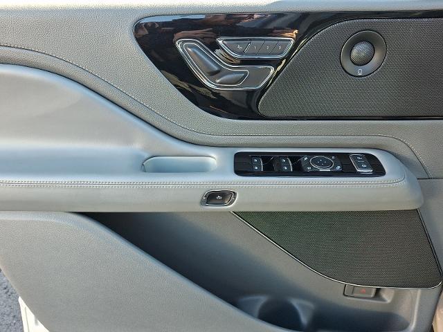 2020 Lincoln Aviator - $23,979