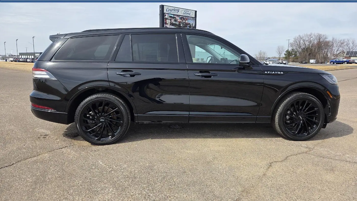 Preowned 2025 Lincoln Aviator Reserve for Sale