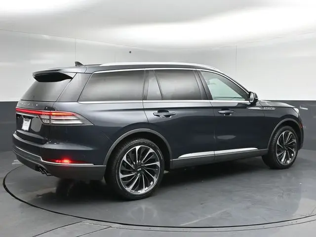 2021 Lincoln Aviator - $24,875
