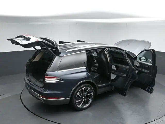 2021 Lincoln Aviator - $24,875