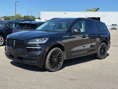 Photo of a 2023 Lincoln Aviator AWD Reserve 4DR SUV for sale