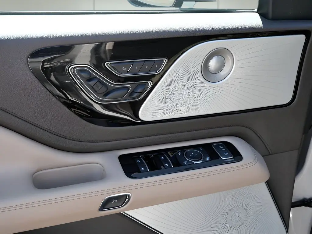 2024 Lincoln Aviator - $55,345
