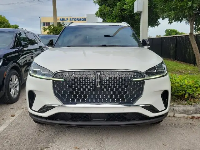 2025 Lincoln Aviator - $57,990