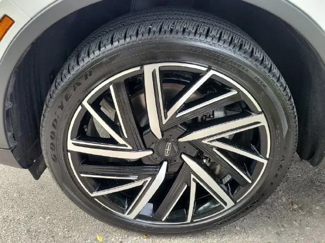 2025 Lincoln Aviator - $57,990