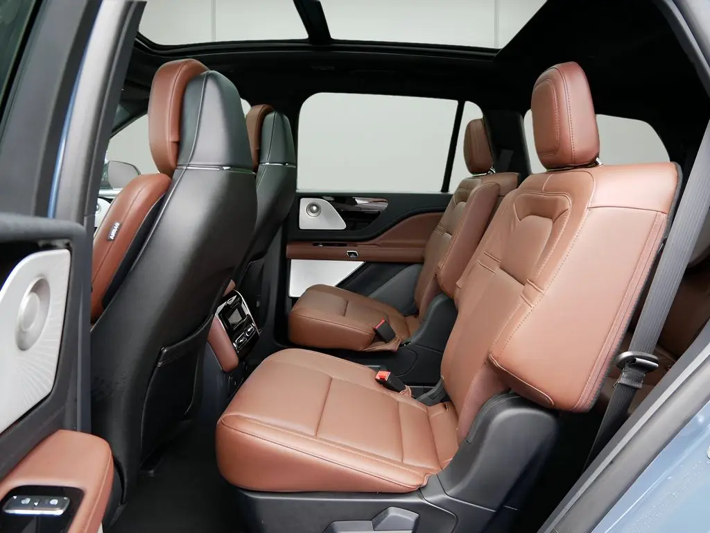 2026 Lincoln Aviator - $70,000