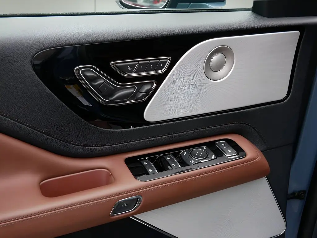 2026 Lincoln Aviator - $70,000