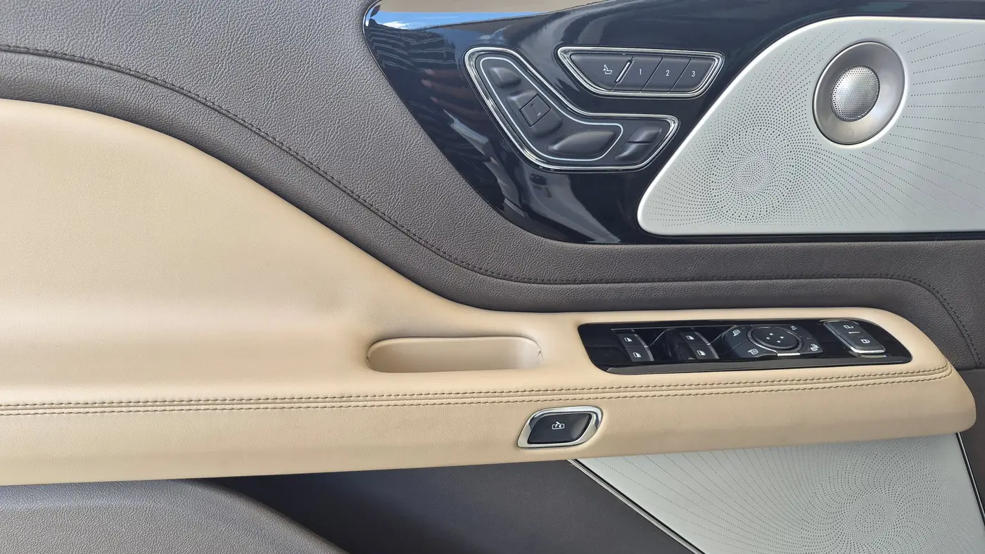 2024 Lincoln Aviator Reserve