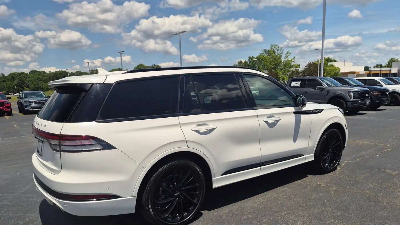 2024 Lincoln Aviator Reserve