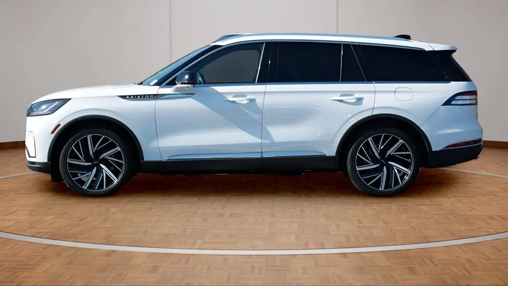 2025 Lincoln Aviator Reserve