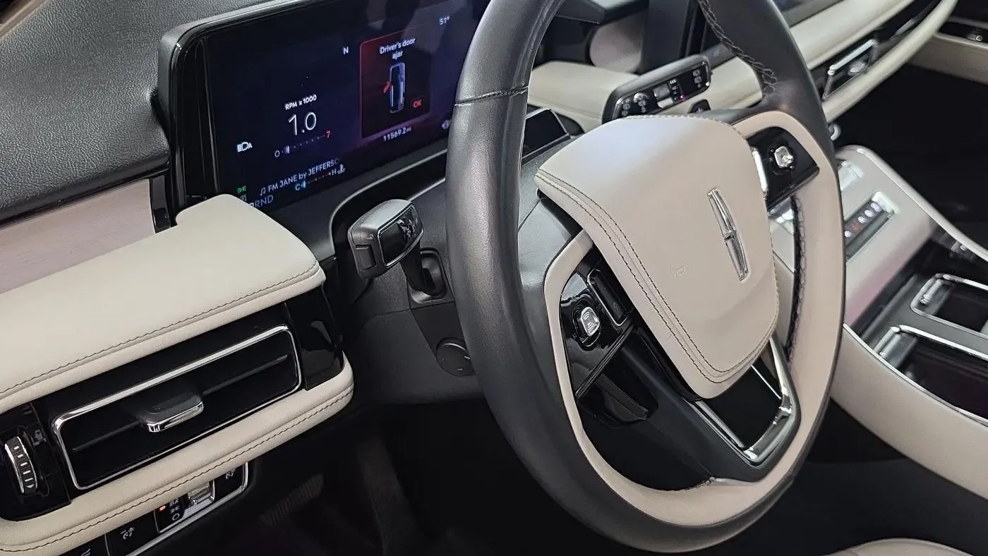 2025 Lincoln Aviator Reserve