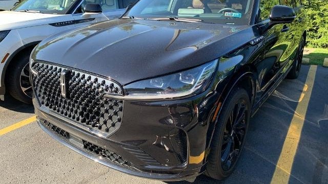 Preowned 2025 Lincoln Aviator Reserve for Sale