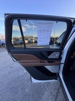 2020 Aviator Thumbnail 21